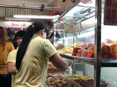 -Bánh Mì Huynh Hoa