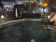 -四季贵州·山地温泉水世界