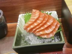 三文鱼刺身-戏作寿司(观音桥店)
