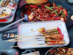-何师烧烤Pro ·江湖川菜·小龙虾·精酿(太古里旗舰店)