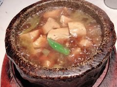 石锅豆腐-卯时·龙光雅宴·精致锡帮菜(惠山古镇店)