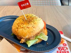 -必胜客(航洋国际店)