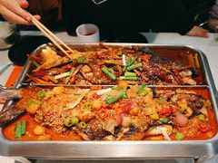 -鸣记脆皮烤鱼(岐山路店)