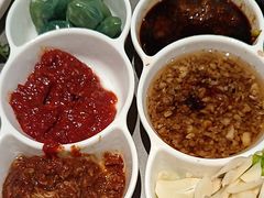 -黑金·寻焰自助百汇·烤肉·火锅(中街店)