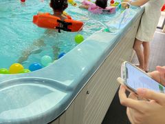 -哲学苑亲子园·早教婴儿托育·婴儿游泳(颐龙湾店)