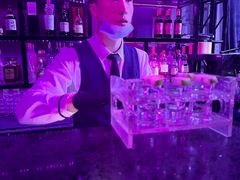 -vimi便利店酒吧