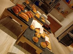 面包甜点陈列柜-索菲特银河锦厨自助餐(山西路店)