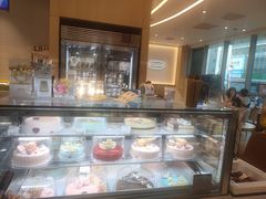 面包甜点陈列柜-哈根达斯(西安路店)