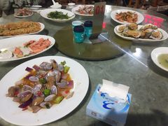 -四川小胡子海鲜(丁村万人海鲜广场店)