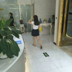-斐研美医疗美容·眼周抗衰中心