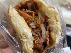 夹牛肉凉粉-小陈方酥锅盔(古城总店)