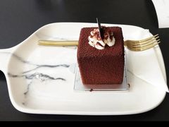 -UNI UNI(环亚凯瑟琳店)