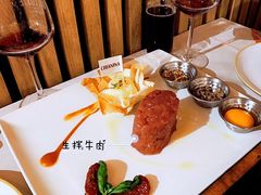 生拌牛肉-奥斯特牛排馆(圣母百花大教堂)