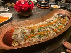 -海派悦庭·海胆烧麦·新融合菜(凯德广场店)