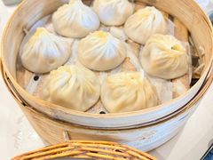 蟹粉小笼包-馋三尺蟹粉小笼(人民广场店)