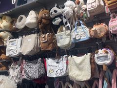 -潮品挚尚(五角场苏宁易购店)