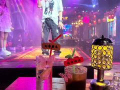 -喜鹊音乐酒馆(西街店)
