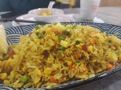 咖喱菠萝炒饭-九龙茶记·粤式餐厅融合菜(鹭江店)