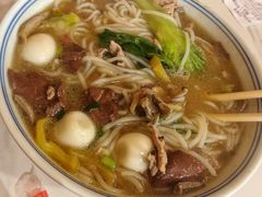 -邱芳粉店(迎宾大道旗舰店)