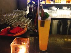 -TZ House音乐现场(来福士中心店)