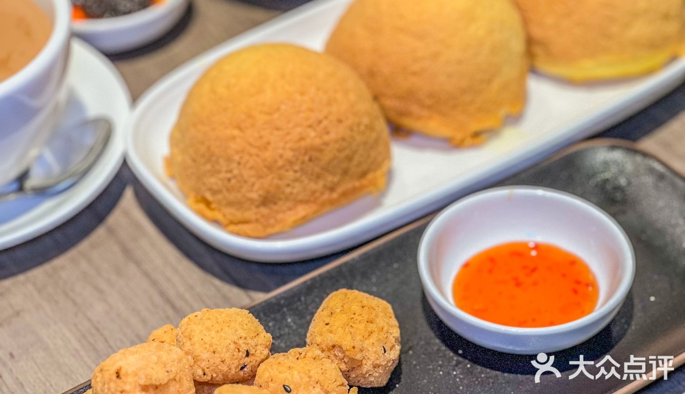 不愧是来自香港的必吃榜✅ 酥皮叉烧包我真的好爱💕