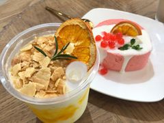 北海道草莓思慕雪-共舞时光猫咖·狗咖(新街口店)