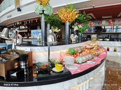 -华强广场酒店-椰香高空自助餐厅