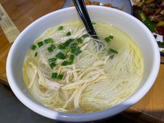 鸡汤银丝面-二孃鸡爪爪(双楠店)
