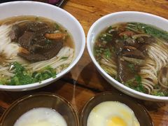 牛肉面-肆姐面粉馆(坡子街店)