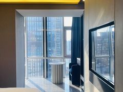 -Ting无边际江景酒店(重庆解放碑云端之眼店)