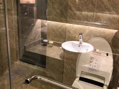 -东北大厦酒店(沈阳北站青年大街店)