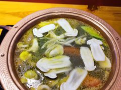 -民食香·腊排骨野生菌美食(木府店)