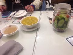-新大咀港式茶餐厅(宝山万达店)