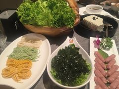 -德天肥牛海鲜火锅(城西银泰店)