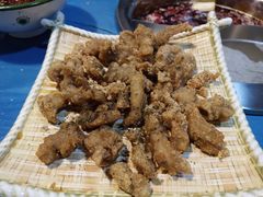 成都酥肉-马路边边串串香形象店(磐石路店)