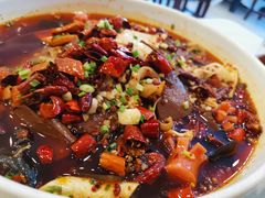 -鑫巴蜀小镇 · 水煮鱼专研店(玉桥店)