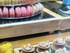-雍容荟帝王蟹活龙虾展台自助(IFS黑金店)