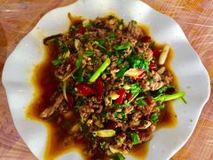 炒牛肉-曼听小寨岩香宰傣家美食城(勐海路店)