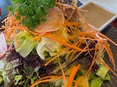 田园色拉-WOLFGANG PUCK KITCHEN & BAR(迪士尼小镇店)