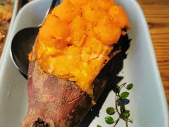 -蜜桃餐厅·伴山(湖滨商业街店)