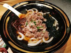 牛肉乌冬面-初居食屋日式料理(万象城购物中心店)