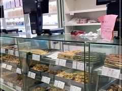 面包甜点陈列柜-上海哈尔滨食品厂(淮海中路店)