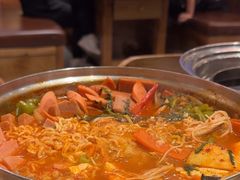 -青瓦餐厅·生鱼片·韩园烤肉(西塔店)