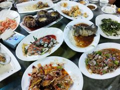 -四川小胡子海鲜(丁村万人海鲜广场店)