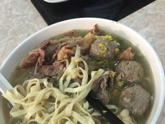 -华威达牛庄(黄埔大道西店)