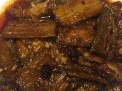 红烧刀鱼-阿里巴巴海鲜烧烤家常菜(黄岛店)