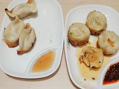 -小杨生煎(金山百联购物中心3楼店)