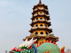 -龙虎塔