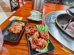 燕青翅中-炭虎子水浒烤肉(梦时代店)