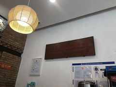 -秦香陕西食府(华贸天地店)